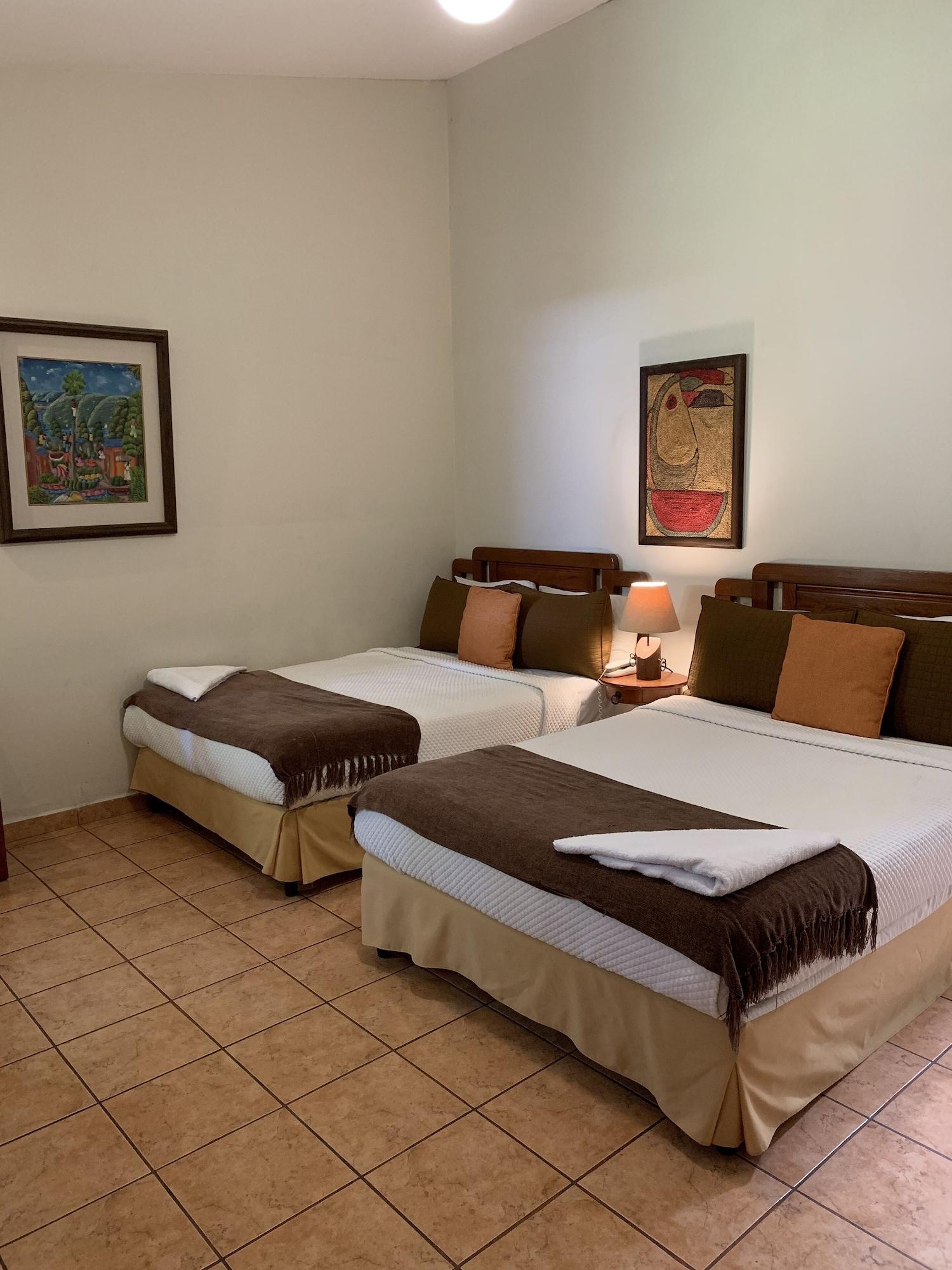Hotel La Posada Del Angel サンサルバドル エクステリア 写真