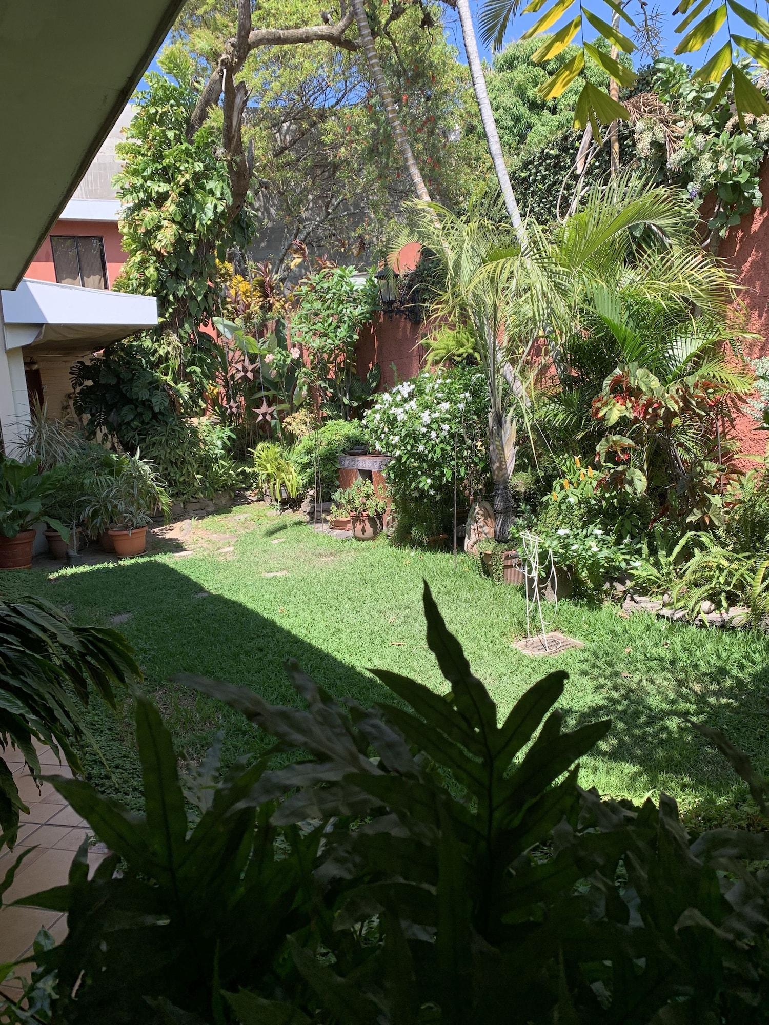 Hotel La Posada Del Angel サンサルバドル エクステリア 写真